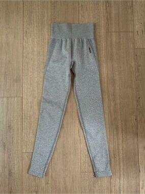 Gymshark High-Waist Leggings(Grey Marl)